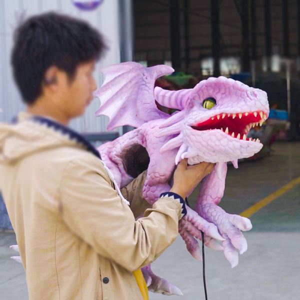 Propiedades de entretenimiento para adultos: Wyvern de dinosaurio, títeres de mano