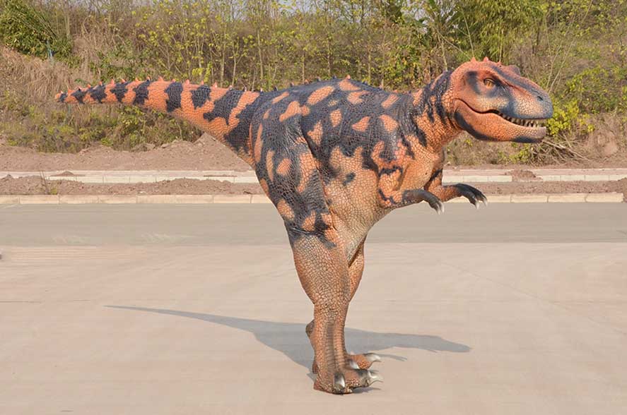 Simulation of Dinosaur Performance Costume